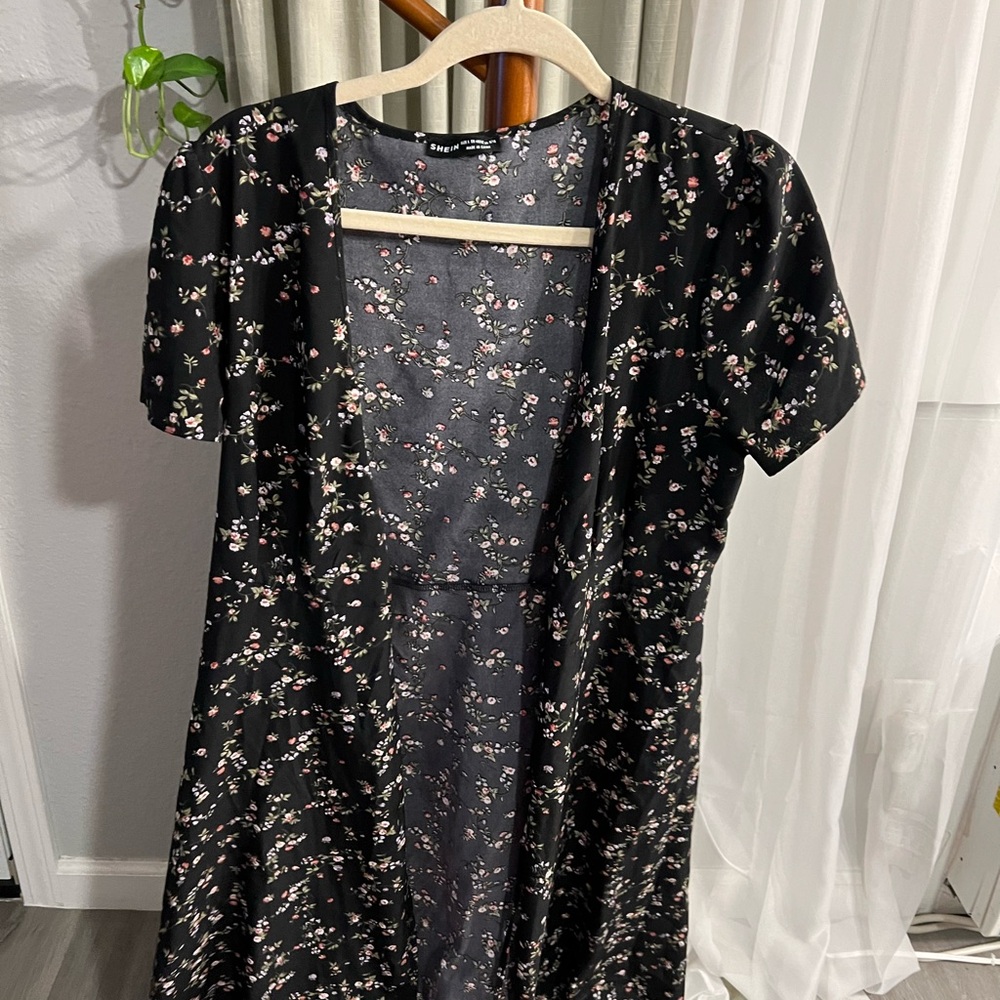 SHEIN Floral Wrap Dress